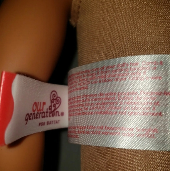 :* Our Generation Battat Girl Doll lot  black hair & clothes Outfit 18" doll lot - Picture 9 of 12